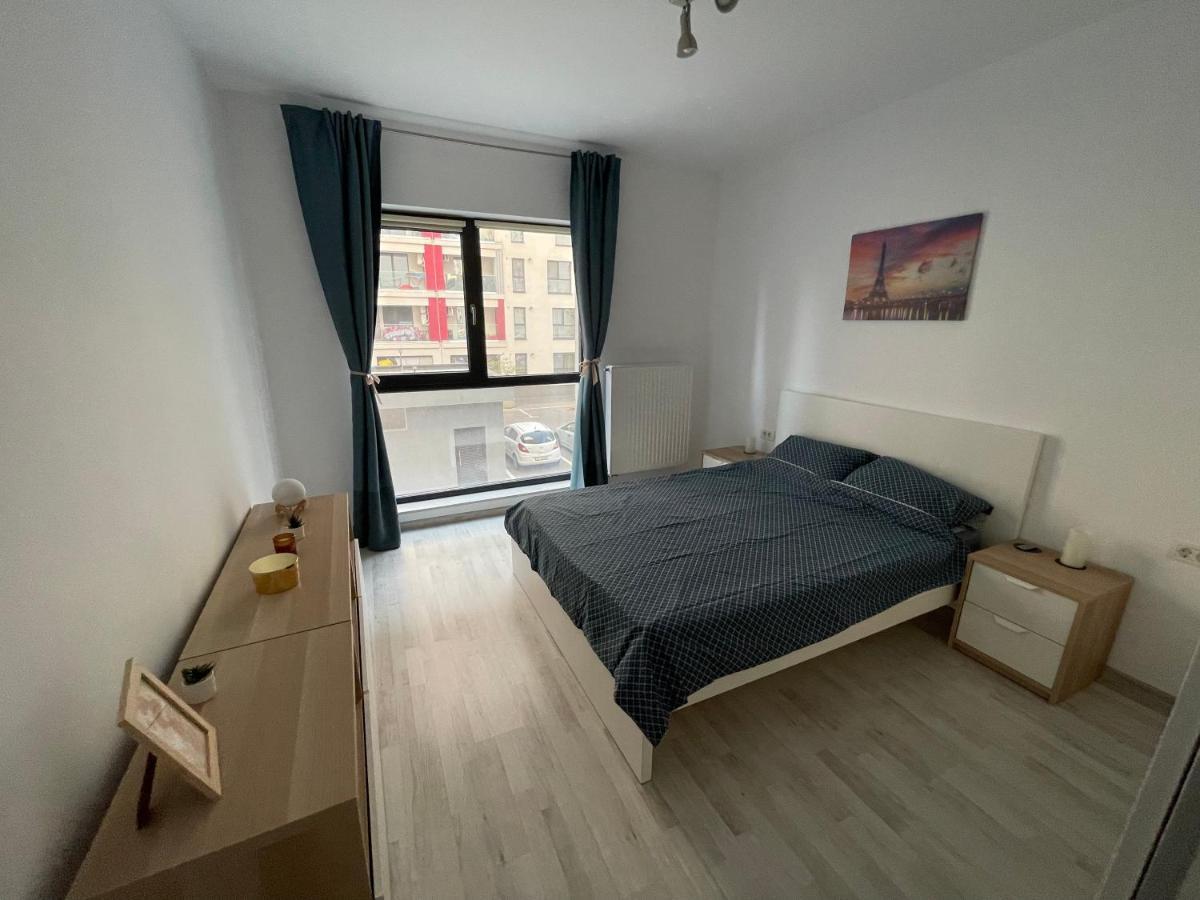 Plaza Luxury Apartment Near Presidential Palace Bukarest Eksteriør billede