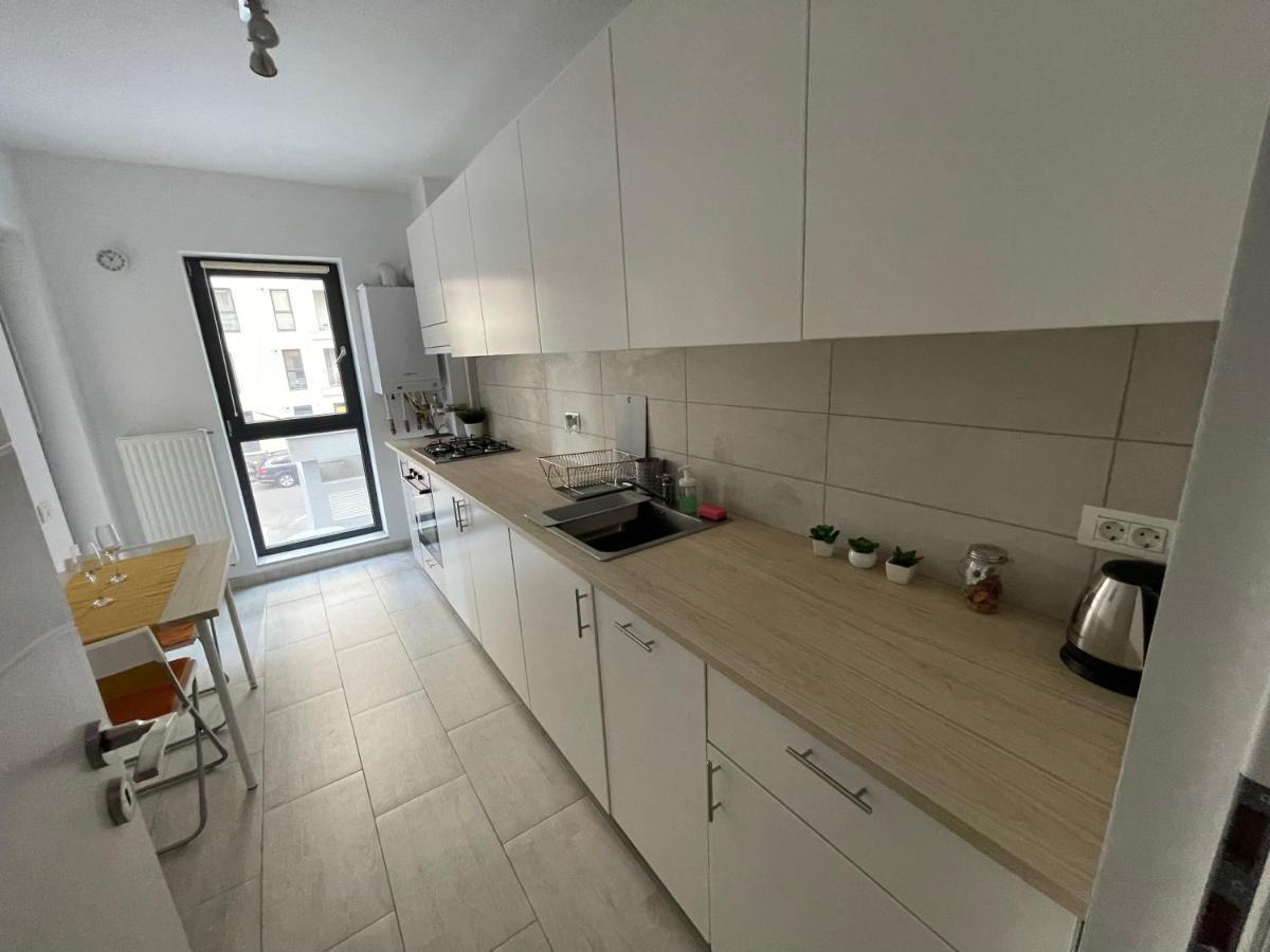 Plaza Luxury Apartment Near Presidential Palace Bukarest Eksteriør billede